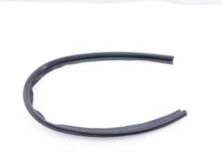 Запчасть уплотнитель двери передний правый Mitsubishi Outlander 2022