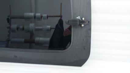 Стекло кузовное глухое заднее правое Staria 2021 US4 D4HB