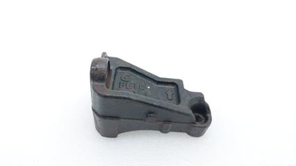 Запчасть кронштейн двигателя Mazda 5 2010