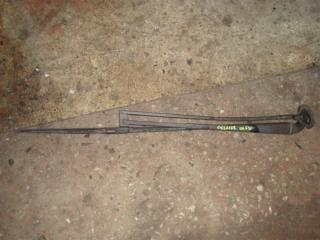Дворник правый TOYOTA CELSIOR UCF30 3UZ 1 ракурс Дворник правый TOYOTA CELSIOR UCF30 3UZ 1 ракурс