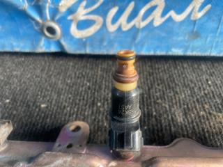 Форсунка инжекторная HONDA ELYSION RR2 K24A 4 ракурс Форсунка инжекторная HONDA ELYSION RR2 K24A 4 ракурс