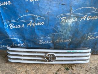 Решетка радиатора TOYOTA REGIUS RCH41 1 ракурс