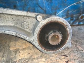 Подушка редуктора SUBARU LEGACY BL5 EJ204 3 ракурс