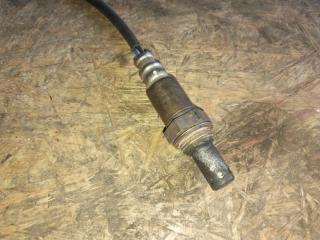 Лямбда-зонд TOYOTA ISIS ANM10 1AZ 89467-28020 2 ракурс