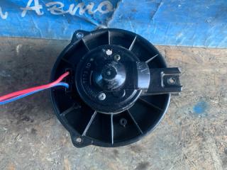 Мотор печки TOYOTA REGIUS RCH41 194000-7173 2 ракурс Мотор печки TOYOTA REGIUS RCH41 194000-7173 2 ракурс