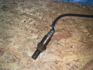 Лямбда-зонд TOYOTA NOAH AZR60 1AZ 89465-20860 2 ракурс