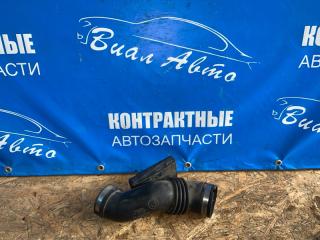 Патрубок воздушн.фильтра SUBARU LEGACY BL5 EJ204 1 ракурс Патрубок воздушн.фильтра SUBARU LEGACY BL5 EJ204 1 ракурс