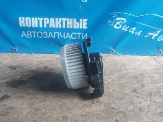 Мотор печки TOYOTA NOAH ZRR70 3ZRFAE 272700-8050 2 ракурс Мотор печки TOYOTA NOAH ZRR70 3ZRFAE 272700-8050 2 ракурс