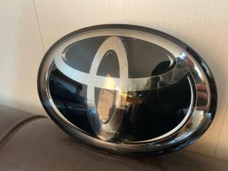 Эмблема TOYOTA LAND CRUISER PRADO TRJ150 2TR 90975-02159 5 ракурс Эмблема TOYOTA LAND CRUISER PRADO TRJ150 2TR 90975-02159 5 ракурс