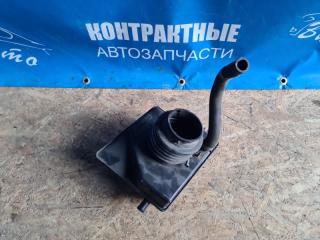 Патрубок воздушн.фильтра NISSAN CEFIRO A32 VQ20 4 ракурс