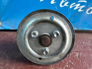 Помпа TOYOTA RACTIS SCP100 2SZFE 2 ракурс Помпа TOYOTA RACTIS SCP100 2SZFE 2 ракурс