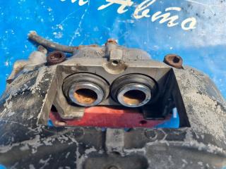 Суппорт левый передний TOYOTA CELSIOR UCF31 3UZ 3 ракурс Суппорт левый передний TOYOTA CELSIOR UCF31 3UZ 3 ракурс