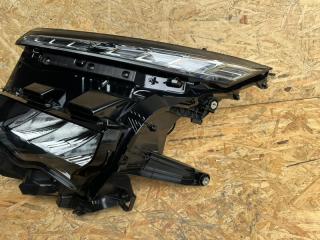 Фара левая передняя TOYOTA VOXY ZWR90 81150-V1051 2 ракурс