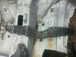 Решетка радиатора TOYOTA VITZ 2007