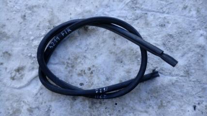 Уплотнитель проема двери передний правый TOYOTA PLATZ 2000