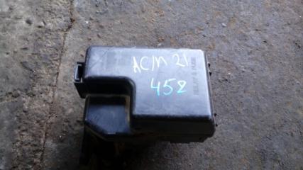 Блок предохранителей TOYOTA IPSUM 2001-2007