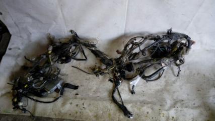 Запчасть коса под капот TOYOTA LAND CRUISER 2001