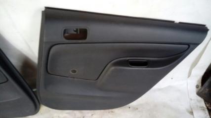 Обшивки дверей комплект TOYOTA PROBOX 2002