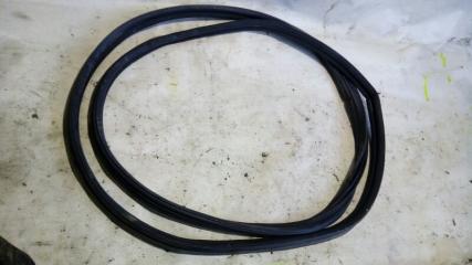 Уплотнитель двери багажника NISSAN TIIDA 2005