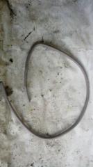 Запчасть уплотнитель проема двери задний левый TOYOTA VISTA 1995