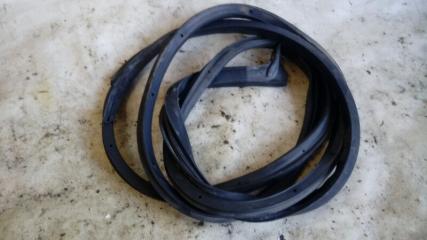 Запчасть уплотнитель проема двери задний правый TOYOTA COROLLA 2001