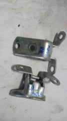 Петля двери задняя левая TOYOTA ALLION 2005