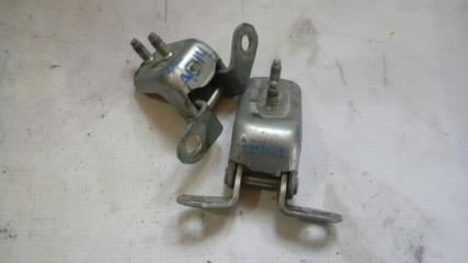 Петля двери задняя правая TOYOTA SPRINTER CARIB 1998
