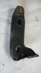 Крепление бампера переднее правое TOYOTA PROBOX 2002