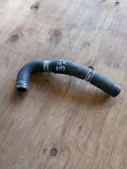 Патрубок радиатора верхний TOYOTA FUNCARGO 2002