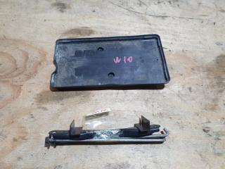 Крепление аккумулятора TOYOTA WISH 2006