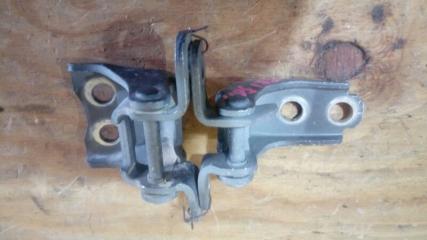 Запчасть петля двери передняя левая HONDA STEPWGN 2010