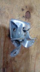 Запчасть петля двери передняя правая TOYOTA AQUA 2012