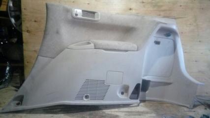 Обшивка багажника правая TOYOTA Gaia 2002