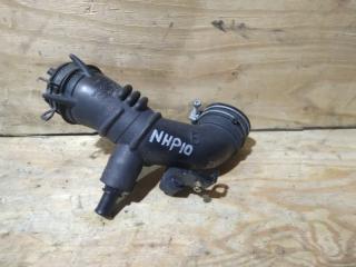 Запчасть гофра воздушного фильтра TOYOTA AQUA 2012