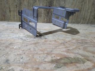 Крепление магнитофона HONDA INSIGHT 2010