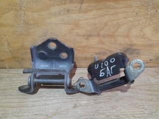 Петли багажника TOYOTA LAND CRUISER 2001