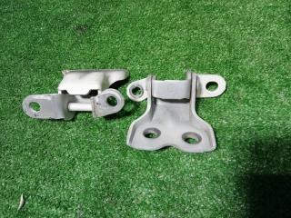 Запчасть петля двери передняя левая TOYOTA GAIA 2001