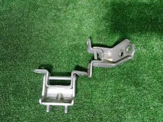 Петля двери задняя правая NISSAN NOTE 2013