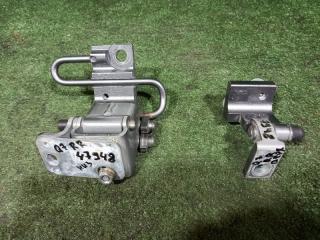 Петля двери задняя правая AUDI Q7 2010