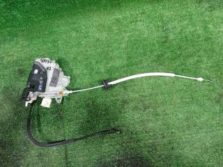 Замок двери передней левой передний левый AUDI Q7 2010