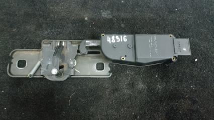 Замок крышки багажника AUDI Q7 2010