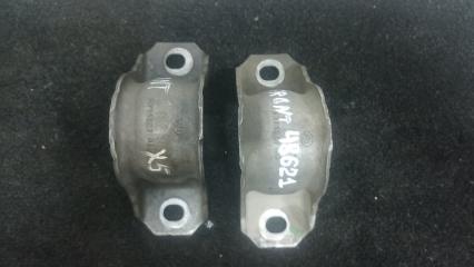 Фото запчасти скоба стабилизатора передняя BMW X5 2010 контрактная запчасть Запчасть скоба стабилизатора передняя BMW X5 2010