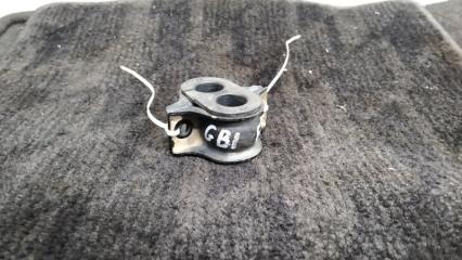 Запчасть скоба стабилизатора передняя HONDA MOBILIO 2002