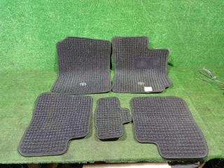 Фото запчасти коврики комплект TOYOTA IST 2002 контрактная запчасть Запчасть коврики комплект TOYOTA IST 2002