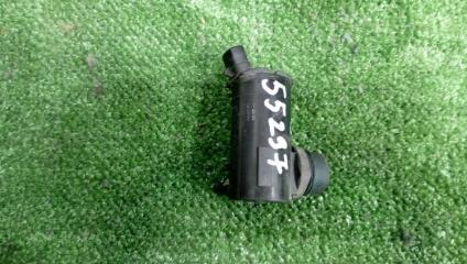 Насос омывателя TOYOTA Town Ace Noah 1998