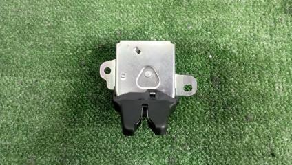 Замок крышки багажника TOYOTA COROLLA