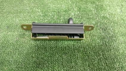 Ручка двери багажника TOYOTA HARRIER 2002