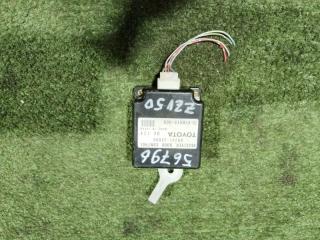 Блок управления TOYOTA VISTA 2001