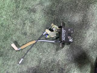 Замок крышки багажника TOYOTA HARRIER 2001