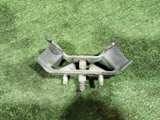 Фото запчасти подушка кпп SUBARU FORESTER 2009 контрактная запчасть Запчасть подушка кпп SUBARU FORESTER 2009